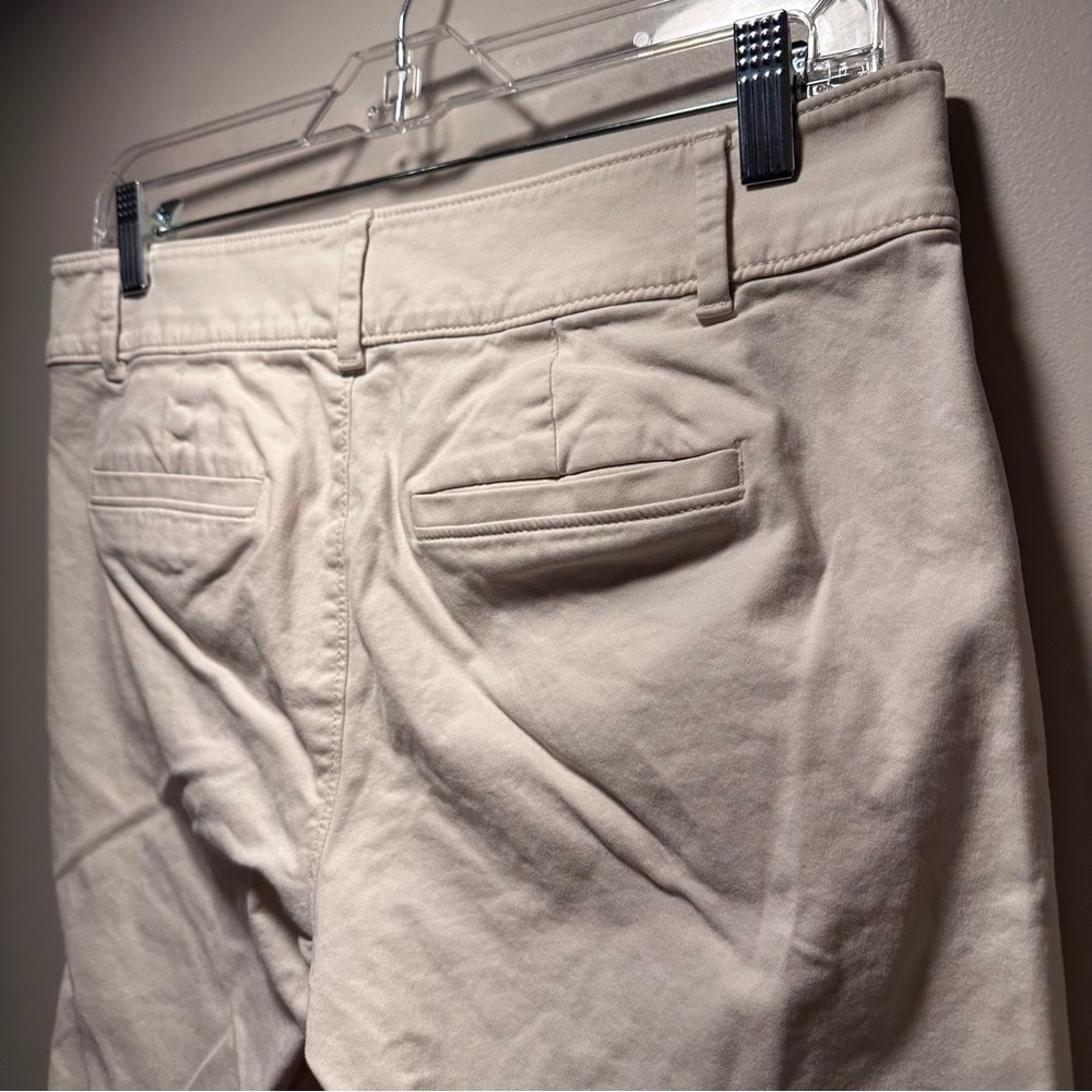 LOFT Soft Bermudas in Cream Cotton Size 6, VGUC - Picture 15 of 16